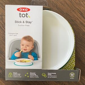 OXO Tot Stick & Stay Suction Plate - White with Green Leaf Rim
